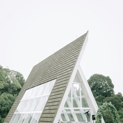 Les Tendances de Rénovation de Toiture en 2025 : Les Matériaux à Adopter pour un Toit Moderne et Durable